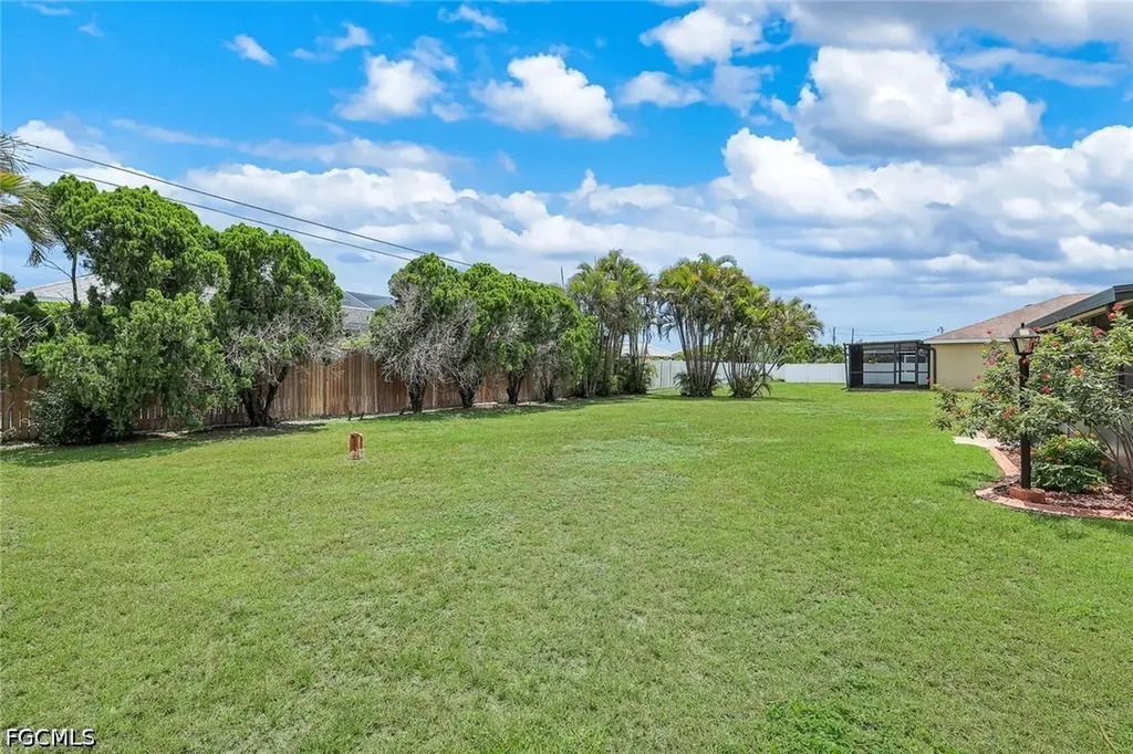 622 SW 22nd Terrace Cape Coral FL 33991