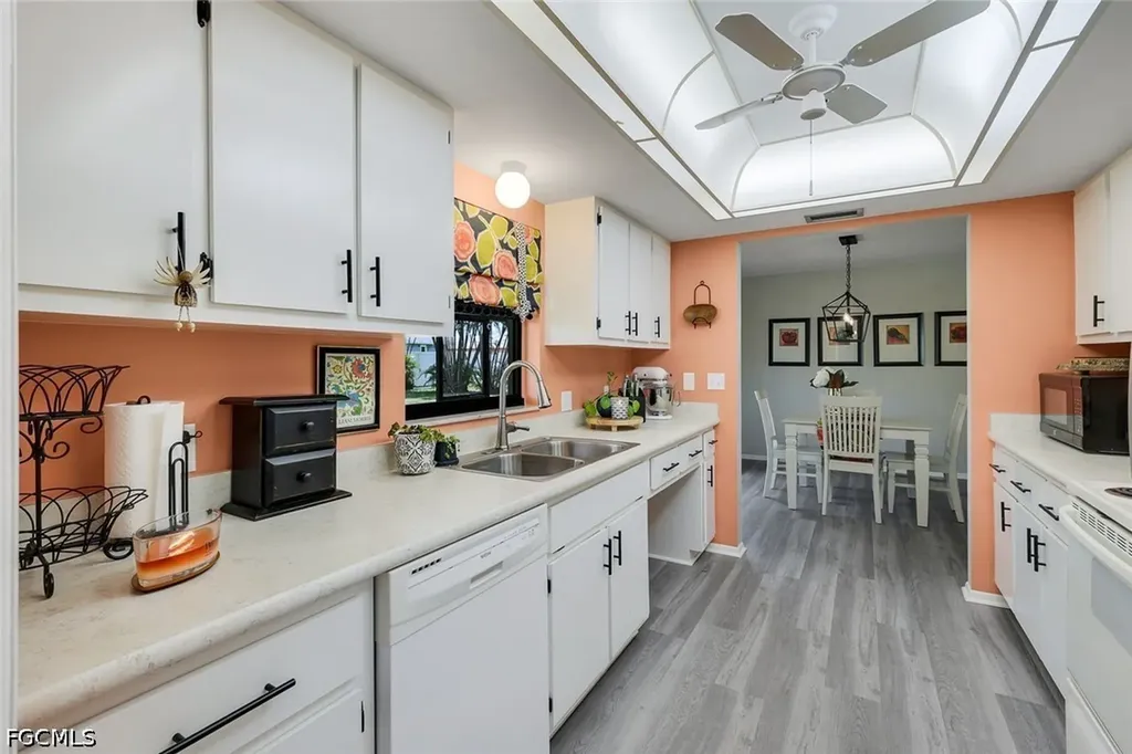 622 SW 22nd Terrace Cape Coral FL 33991