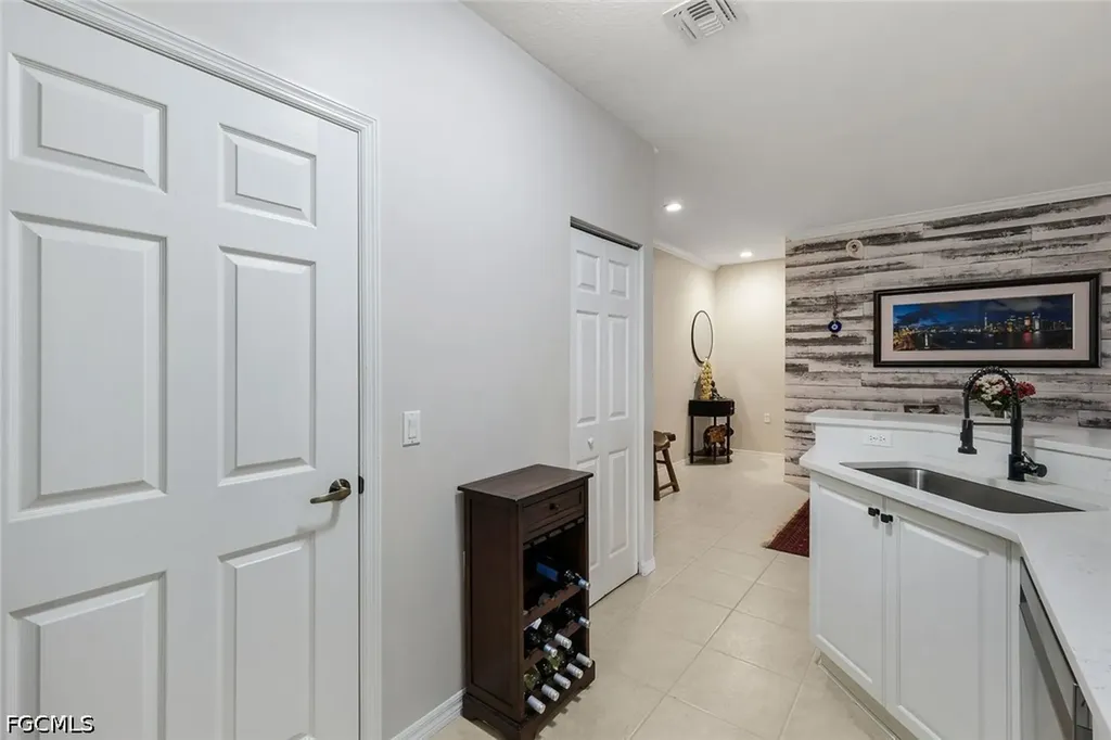 1795 Concordia Lake Circle Cape Coral FL 33909