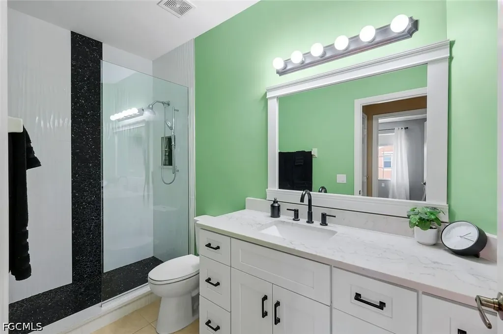 1795 Concordia Lake Circle Cape Coral FL 33909