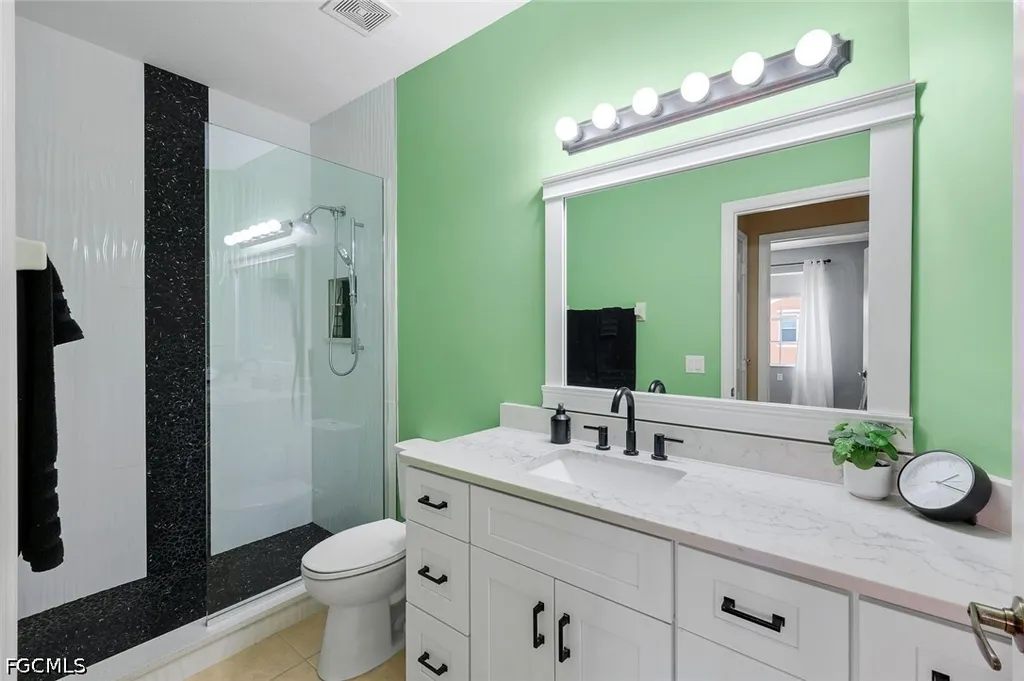 1795 Concordia Lake Circle Cape Coral FL 33909