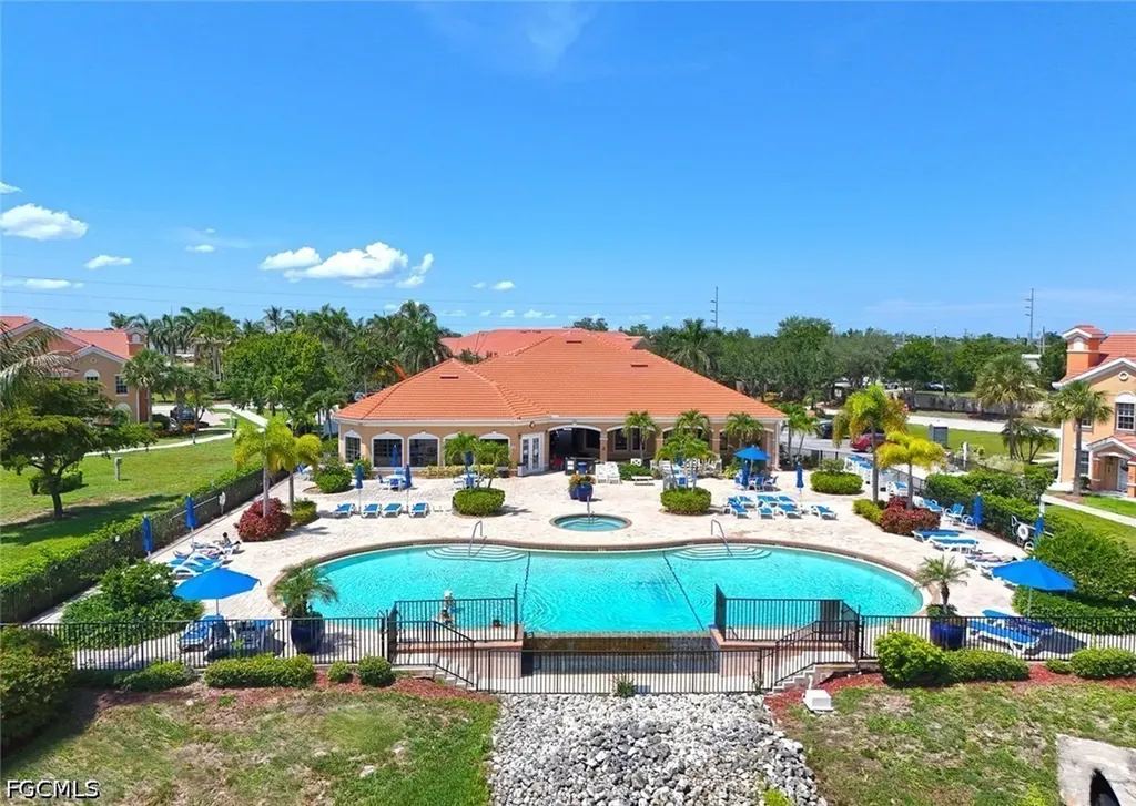 1795 Concordia Lake Circle Cape Coral FL 33909