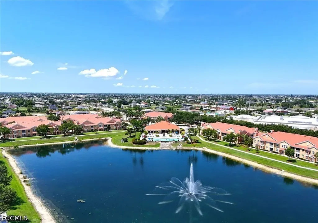 1795 Concordia Lake Circle Cape Coral FL 33909