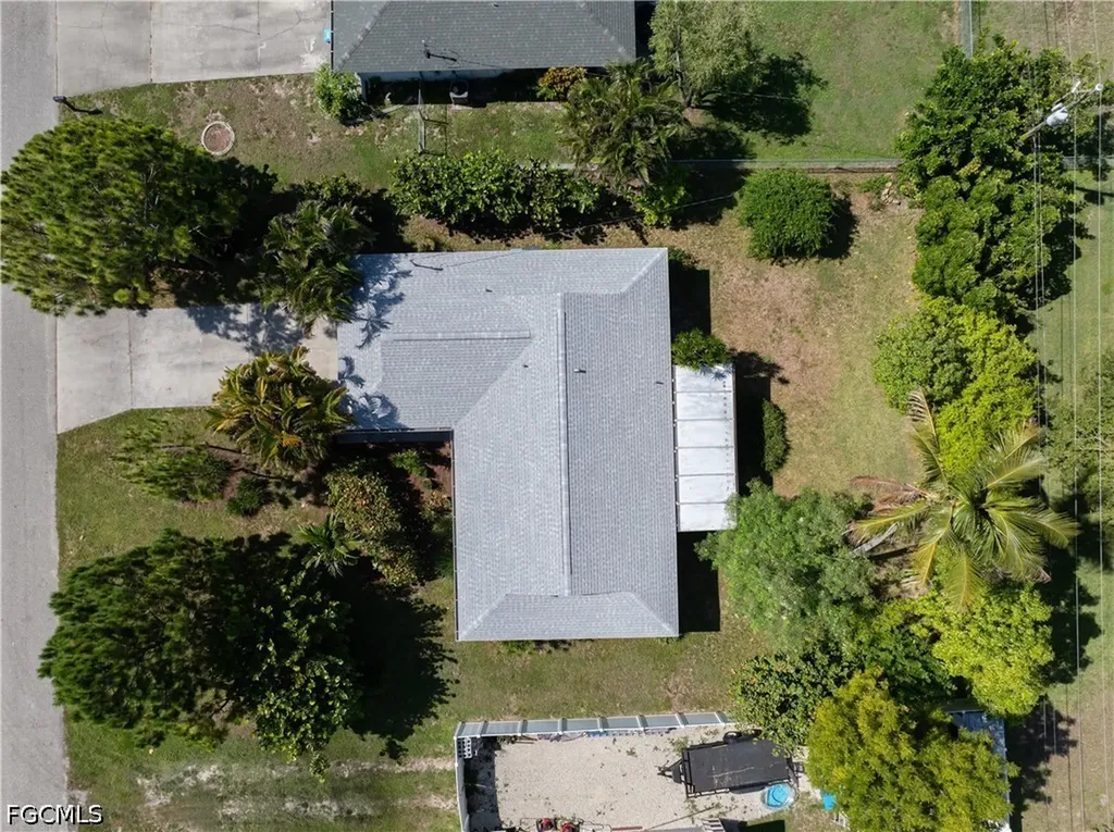 208 NE 9th Avenue Cape Coral FL 33909