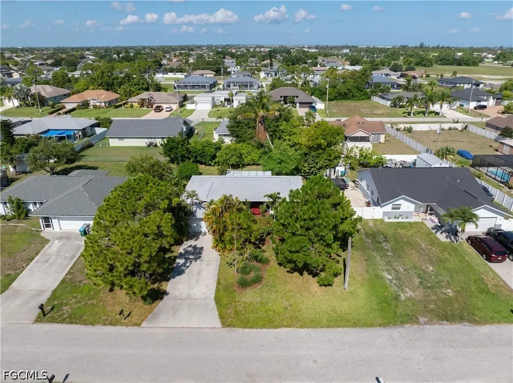 208 NE 9th Avenue Cape Coral FL 33909