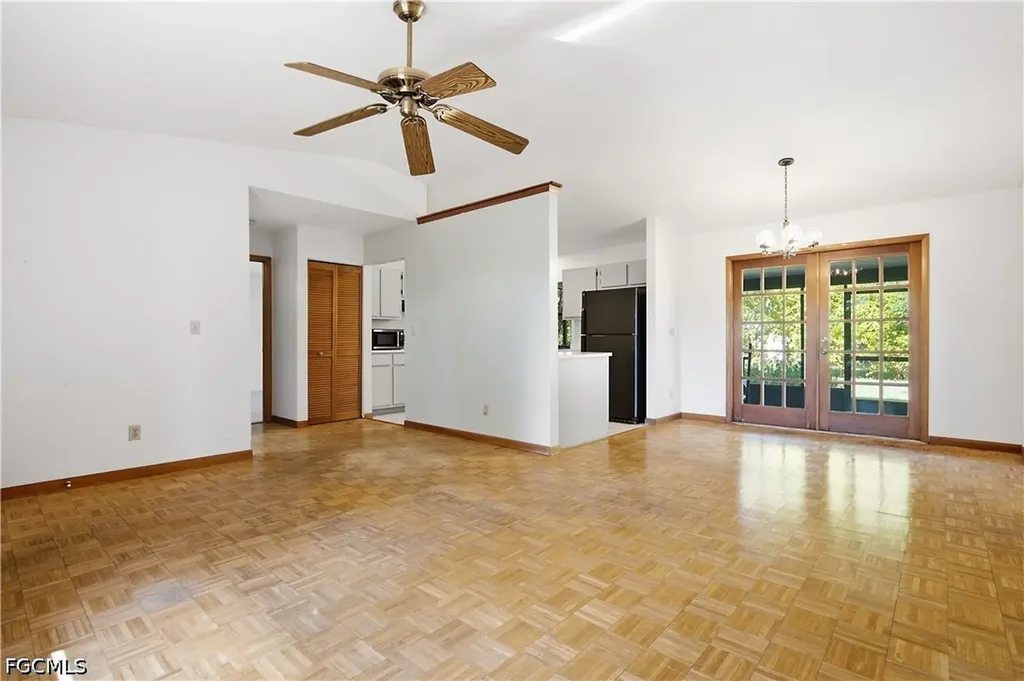 208 NE 9th Avenue Cape Coral FL 33909