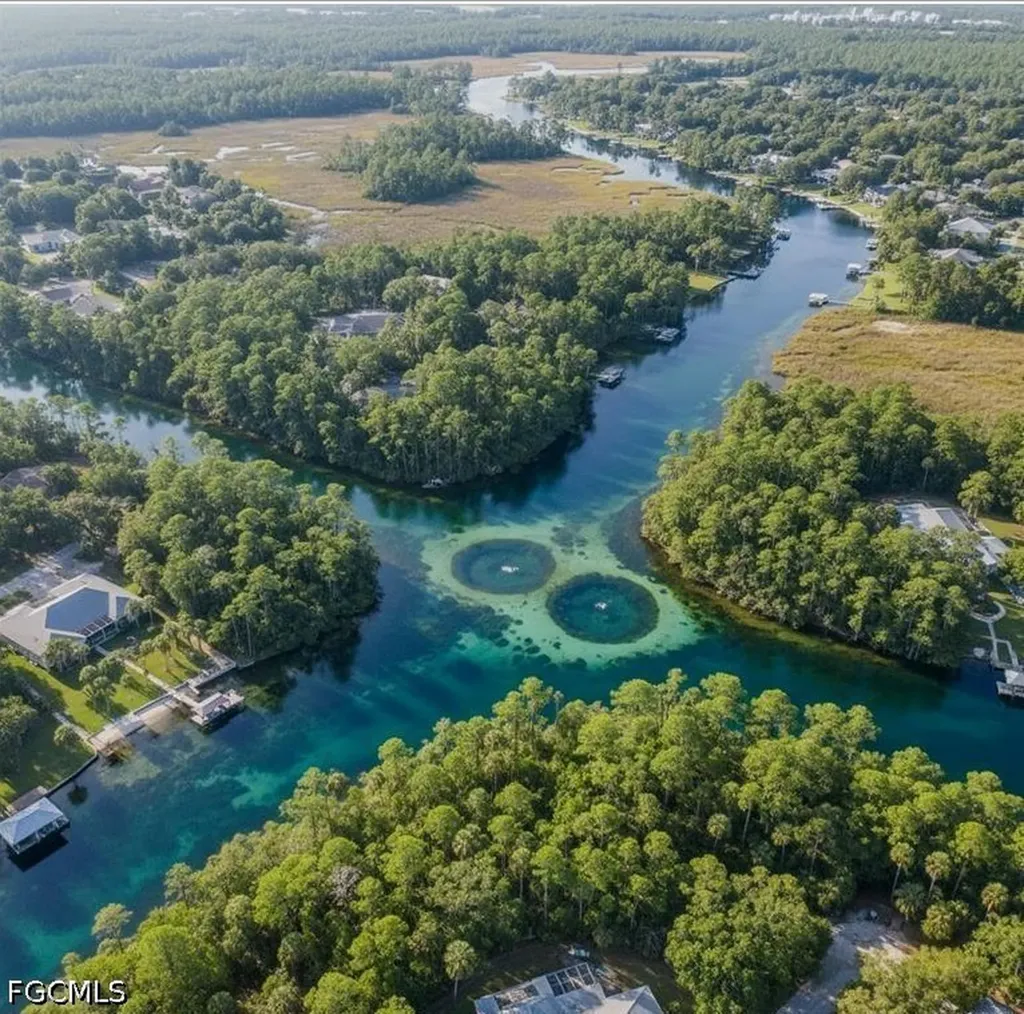 9360 N Ulysses Way Crystal River FL 34428