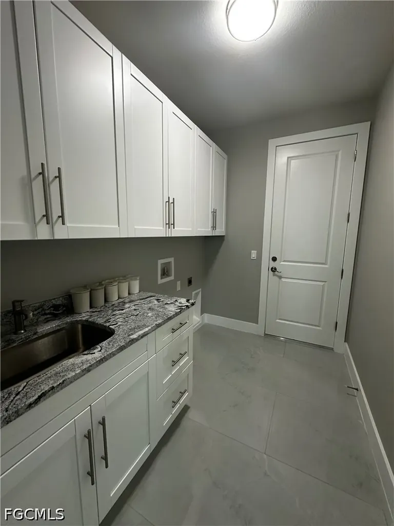 505 SW 15th Terrace Cape Coral FL 33991