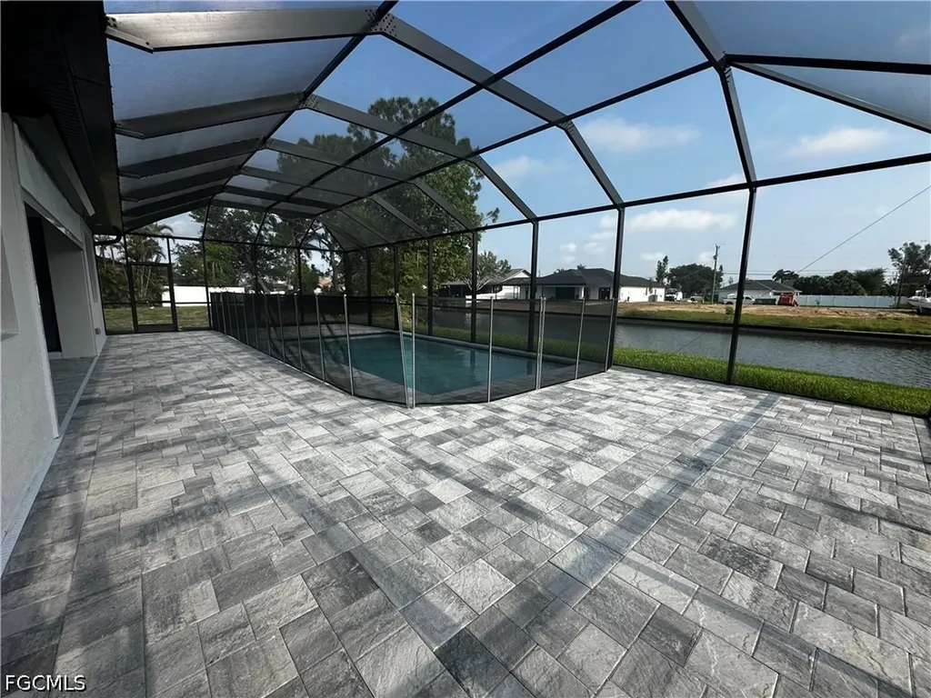 505 SW 15th Terrace Cape Coral FL 33991