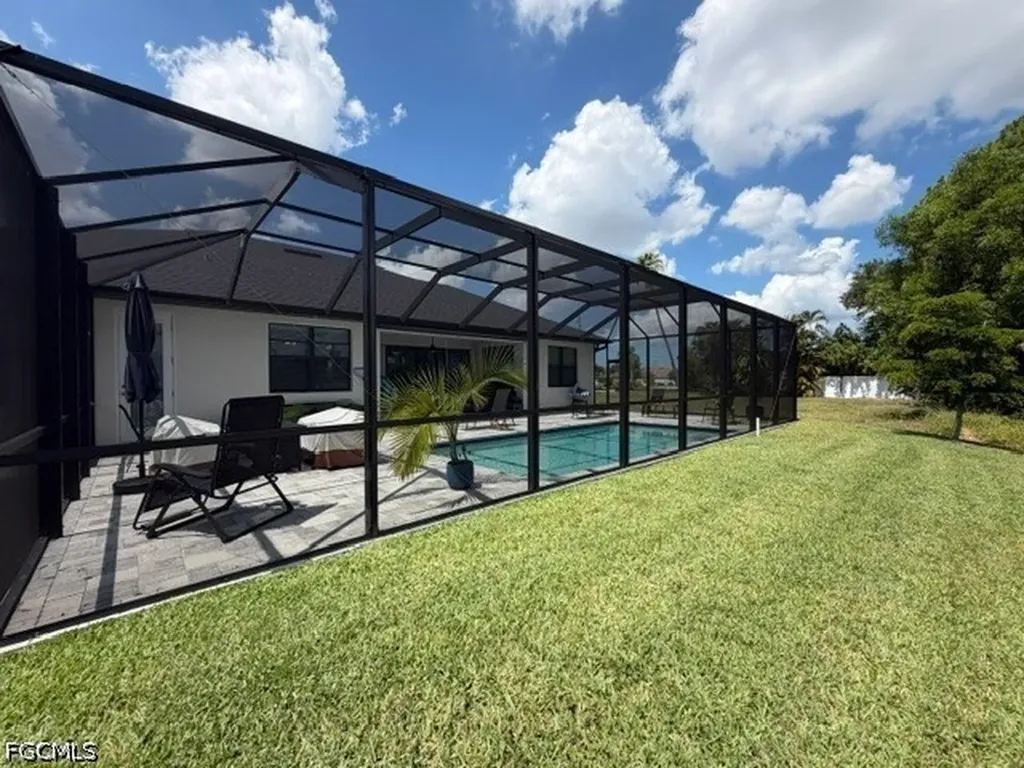 505 SW 15th Terrace Cape Coral FL 33991