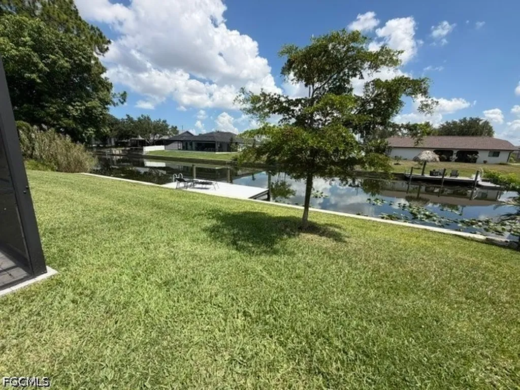 505 SW 15th Terrace Cape Coral FL 33991