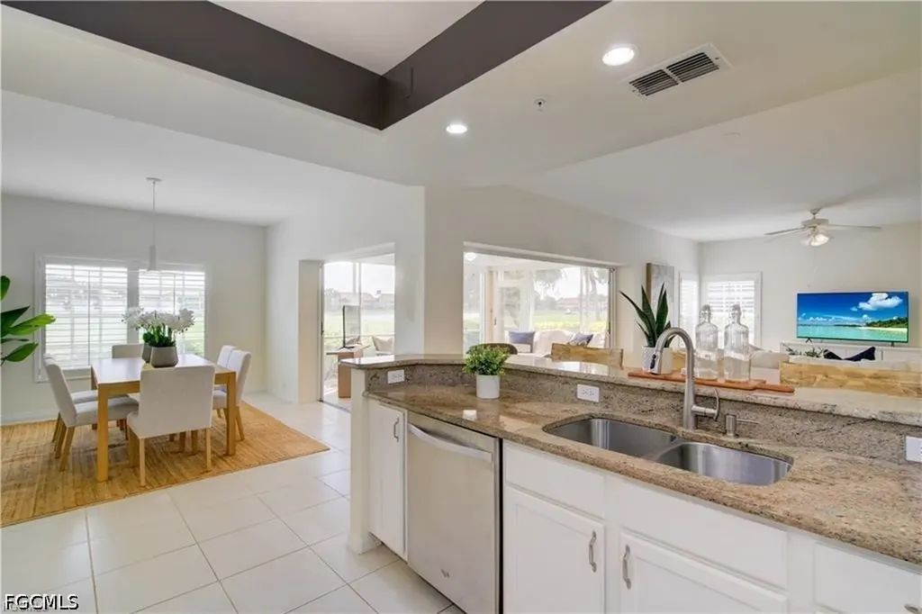 28044 Cavendish Court Bonita Springs FL 34135