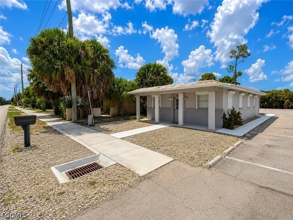 1949 Maravilla Avenue Fort Myers FL 33901