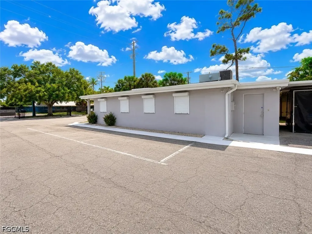 1949 Maravilla Avenue Fort Myers FL 33901