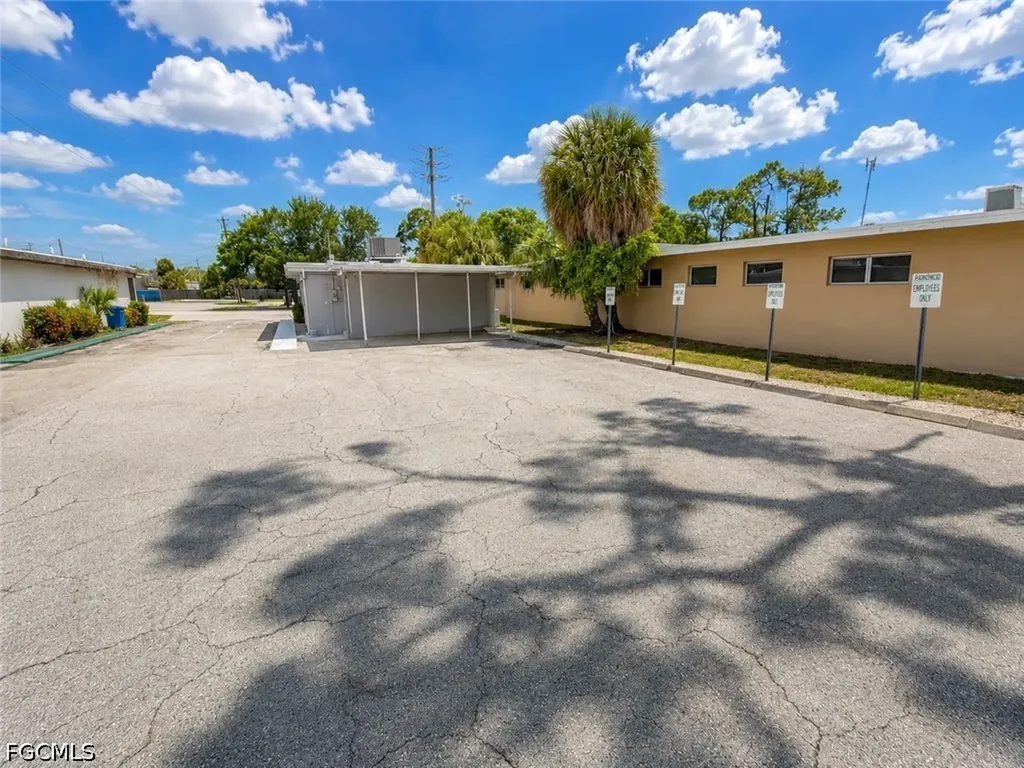 1949 Maravilla Avenue Fort Myers FL 33901