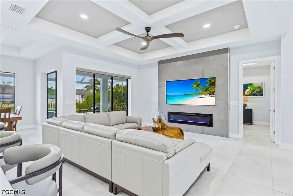 3030 SW 24th Avenue Cape Coral FL 33914