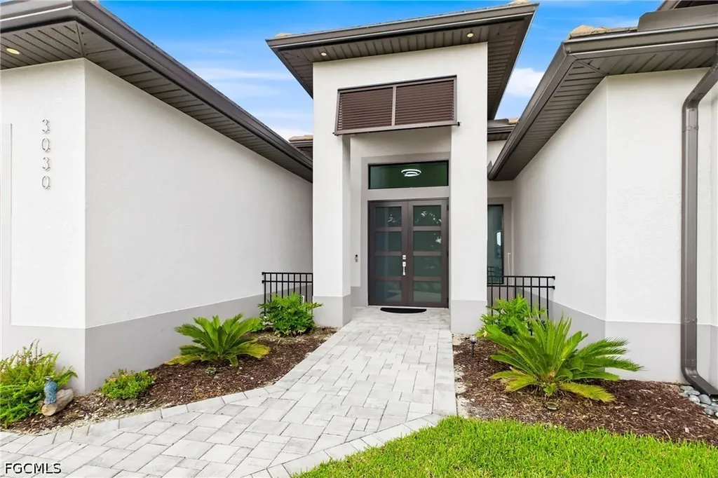 3030 SW 24th Avenue Cape Coral FL 33914