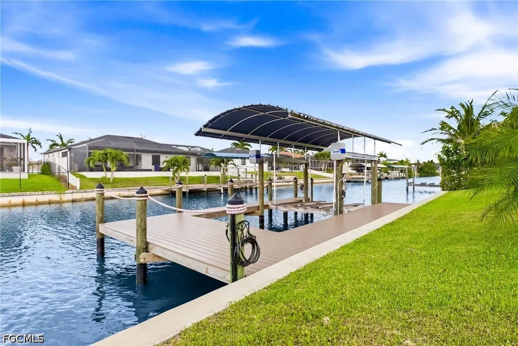 3030 SW 24th Avenue Cape Coral FL 33914
