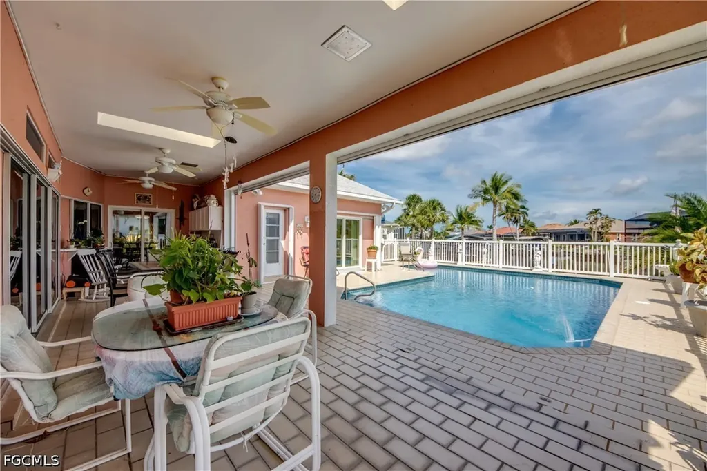 2105 SW 53rd Terrace Cape Coral FL 33914