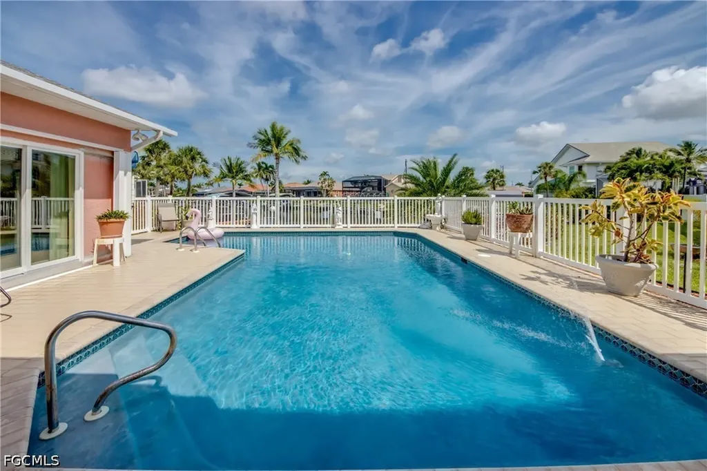 2105 SW 53rd Terrace Cape Coral FL 33914