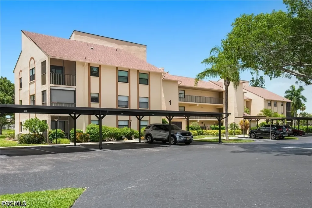 13240 White Marsh Lane Fort Myers FL 33912