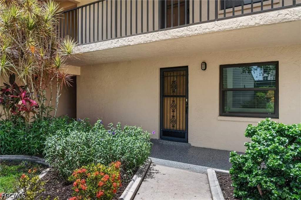 13240 White Marsh Lane Fort Myers FL 33912