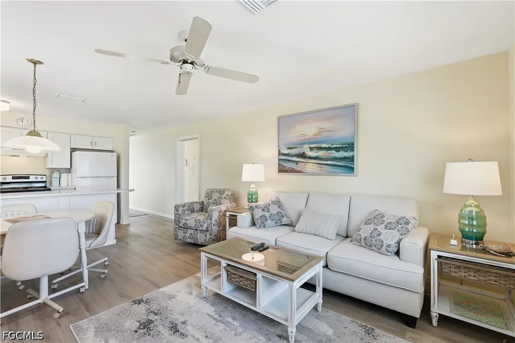 2498 Bayshore Drive Matlacha FL 33993