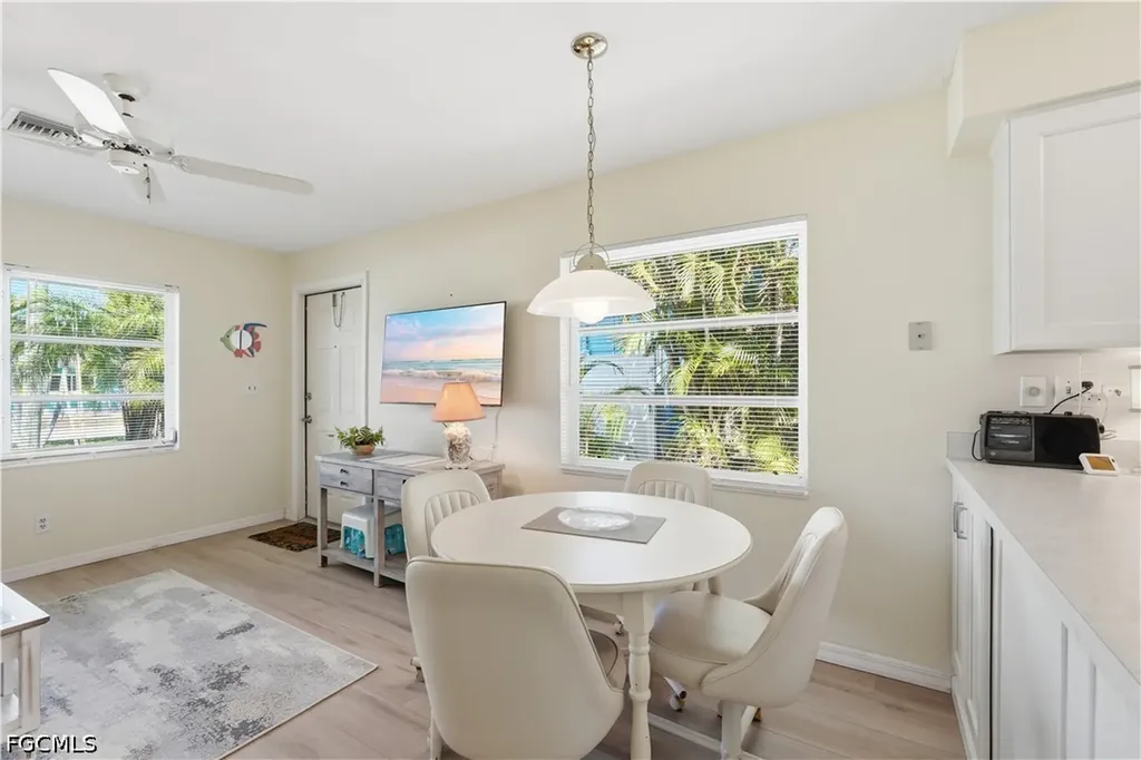 2498 Bayshore Drive Matlacha FL 33993