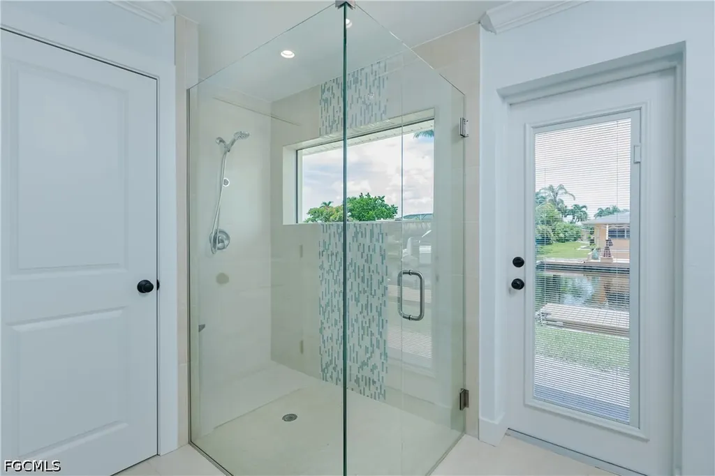 5609 De Soto Court Cape Coral FL 33904
