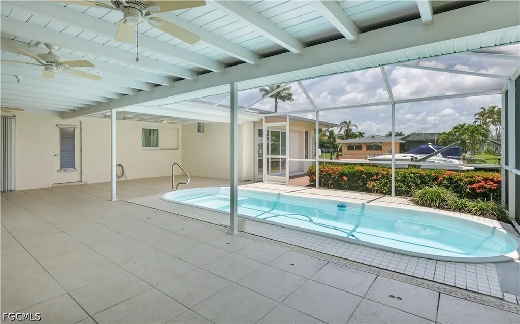 5609 De Soto Court Cape Coral FL 33904