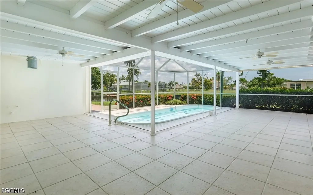 5609 De Soto Court Cape Coral FL 33904