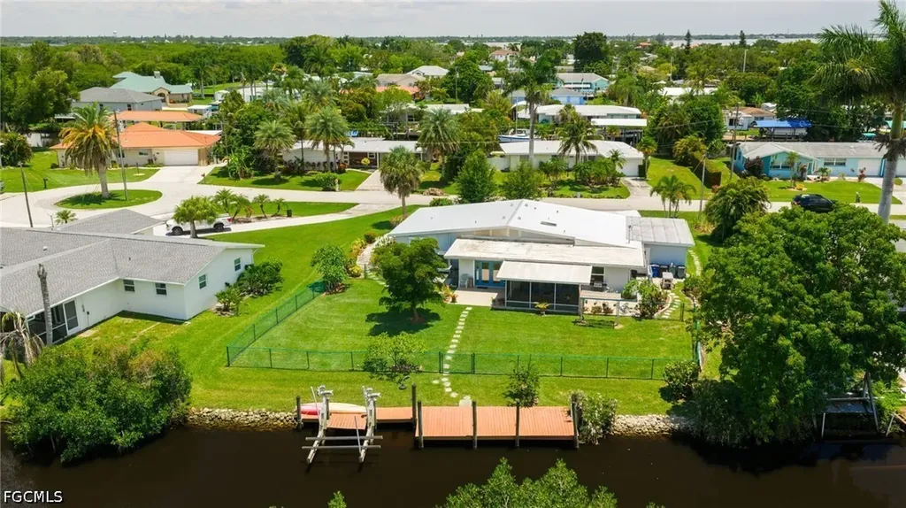 1729 Club House Road North Fort Myers FL 33917