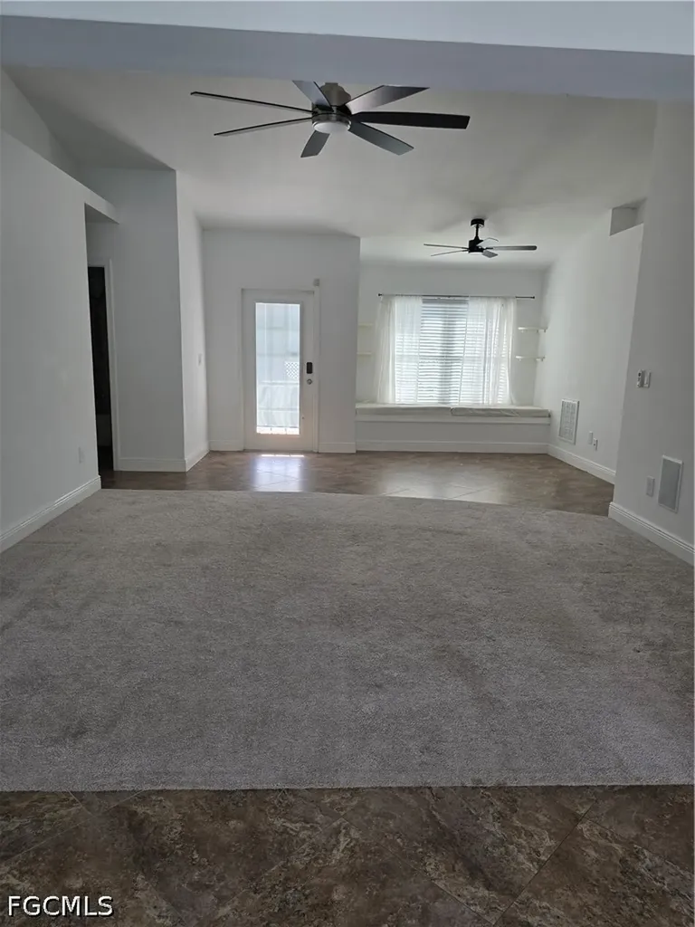 2136 SE 8th Avenue Cape Coral FL 33990