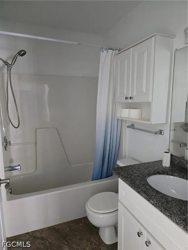 2136 SE 8th Avenue Cape Coral FL 33990