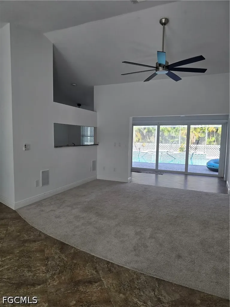 2136 SE 8th Avenue Cape Coral FL 33990