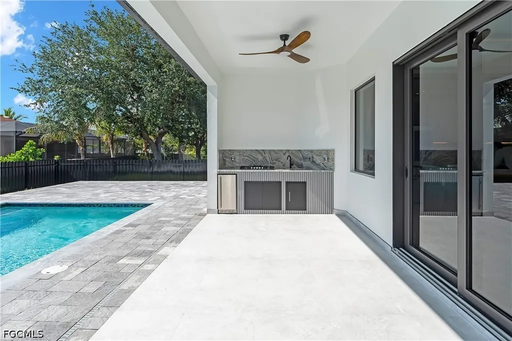 129 SW 34th Avenue Cape Coral FL 33991