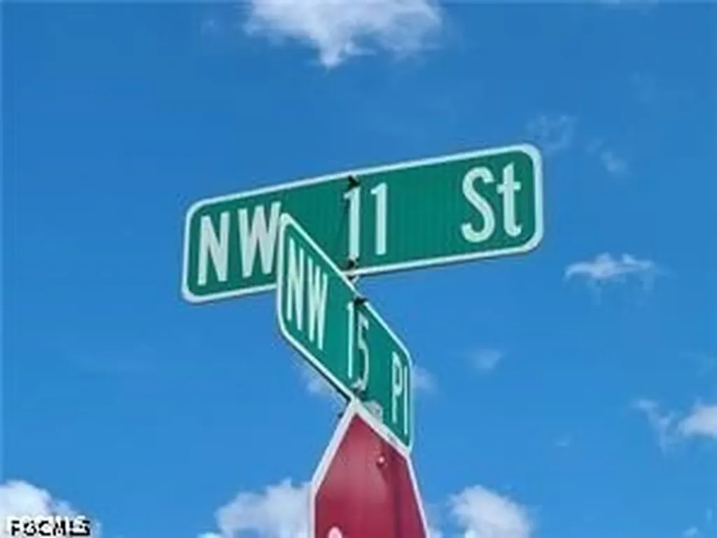 1405 NW 11th Street Cape Coral FL 33993