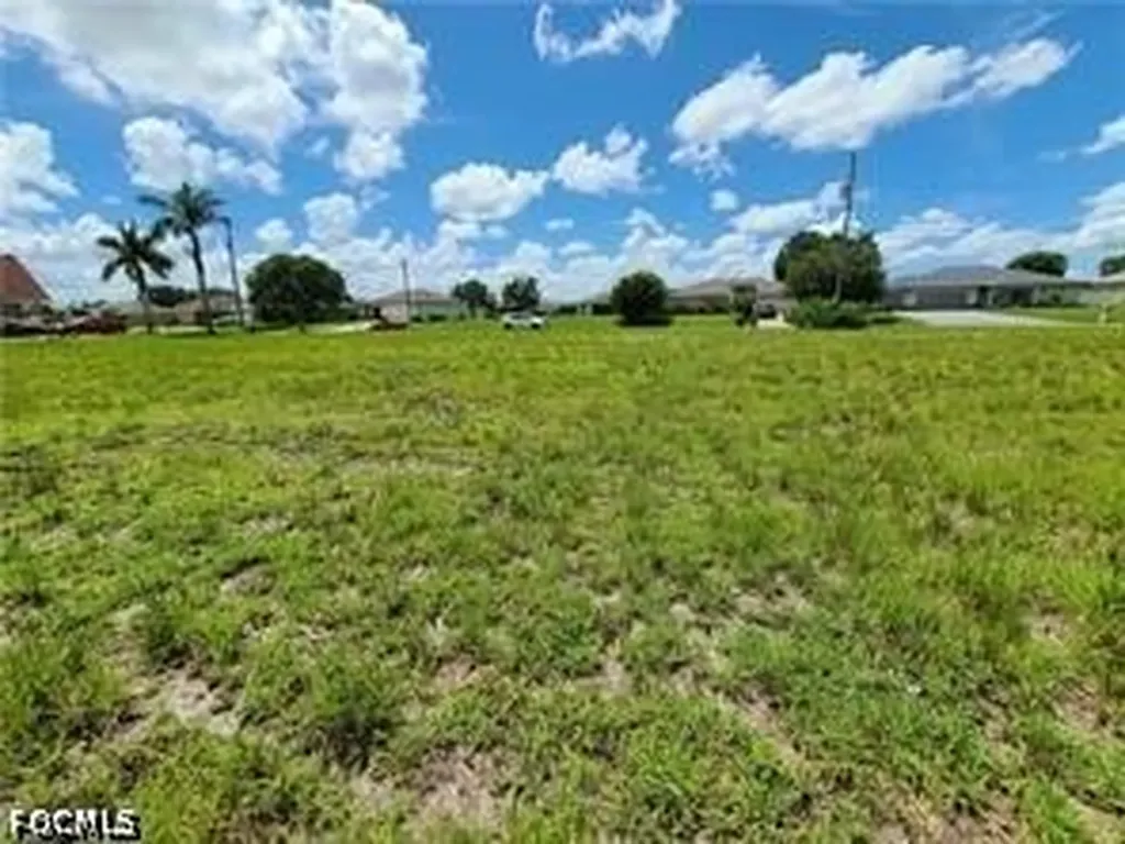 1405 NW 11th Street Cape Coral FL 33993