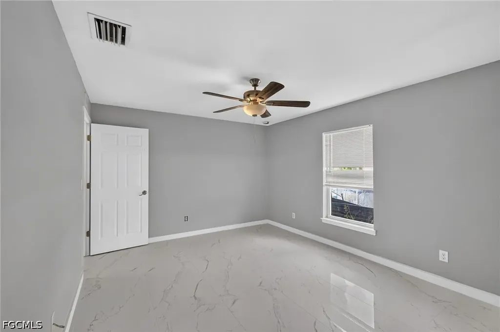 2809 NW 21st Avenue Cape Coral FL 33993