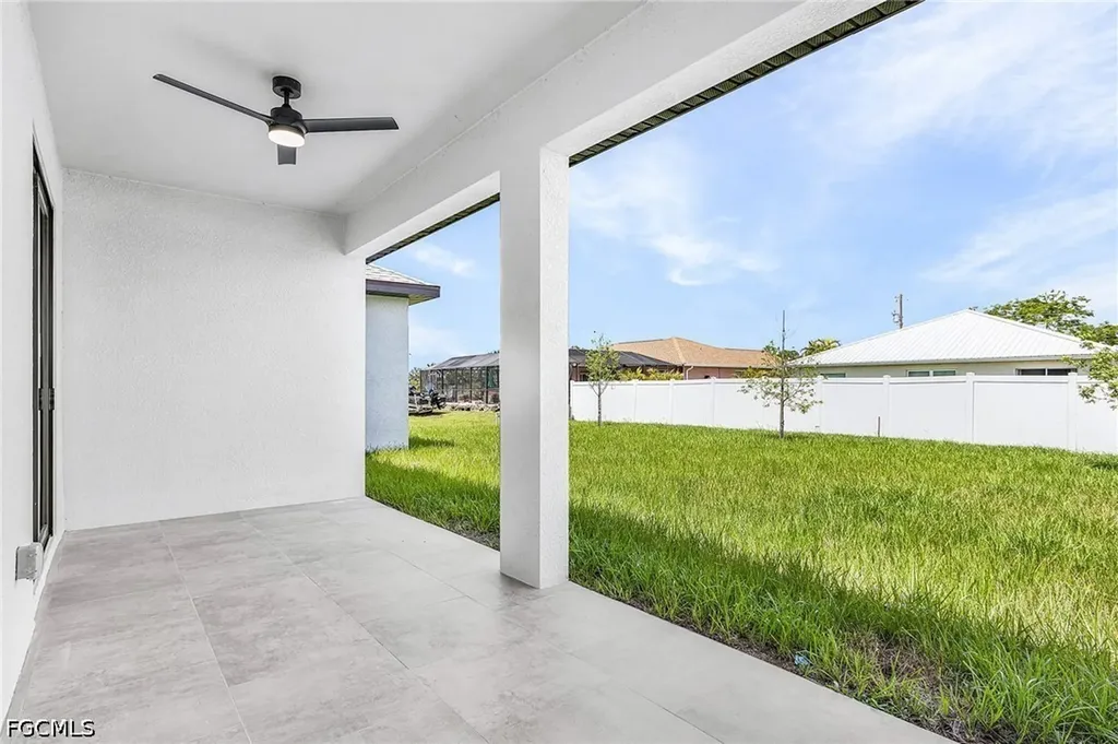 3227 NE 13th Place Cape Coral FL 33909