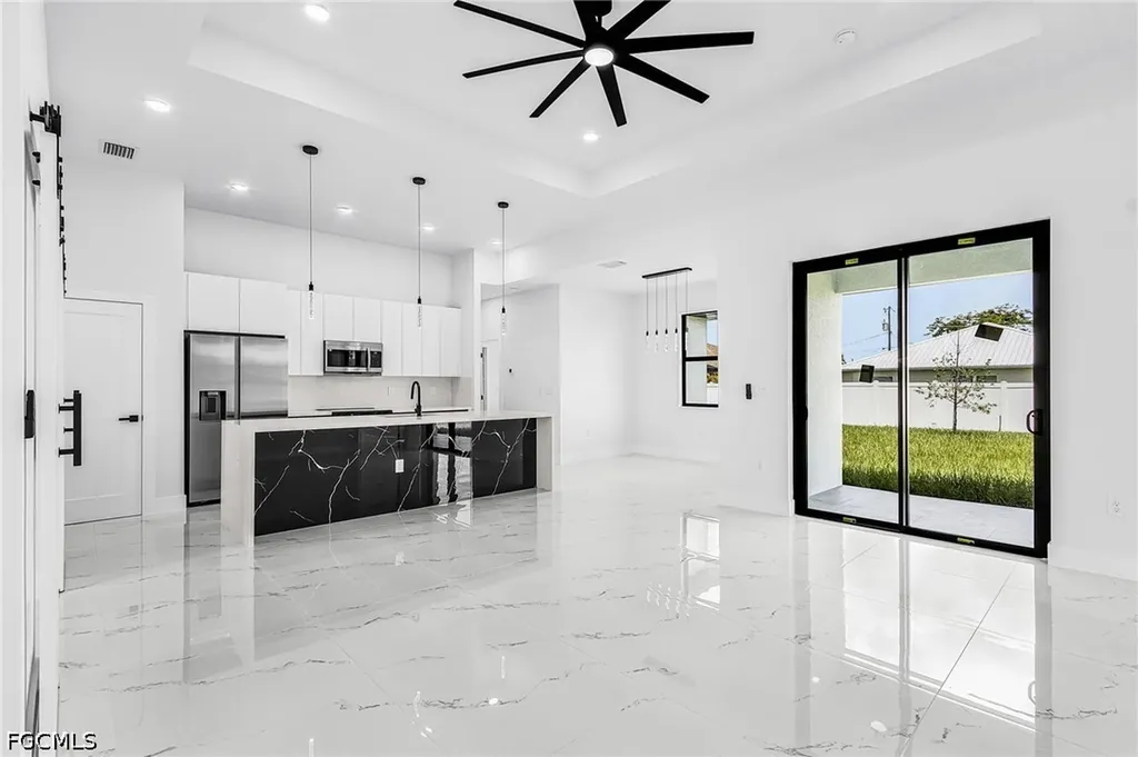 3227 NE 13th Place Cape Coral FL 33909