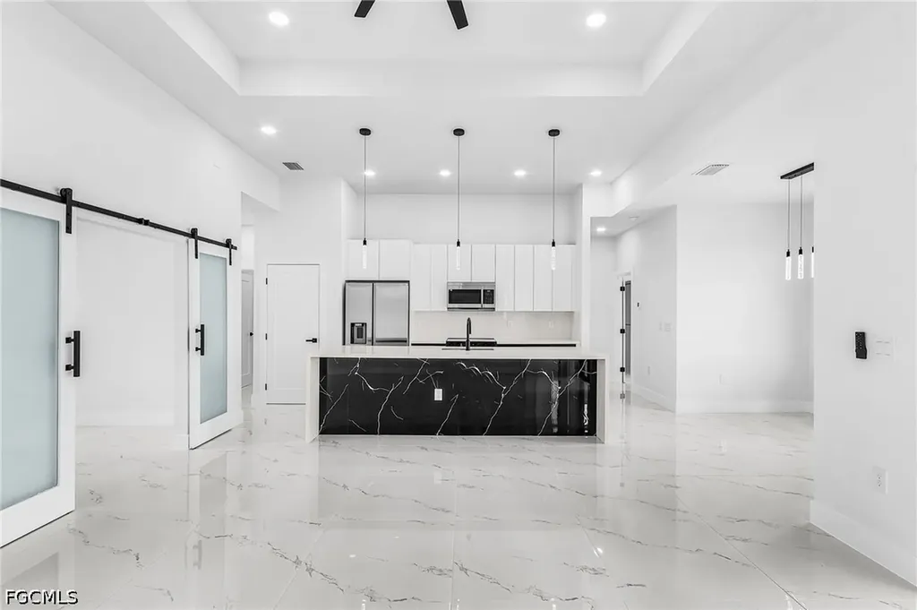 3227 NE 13th Place Cape Coral FL 33909