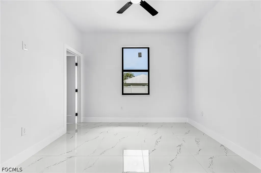 3227 NE 13th Place Cape Coral FL 33909