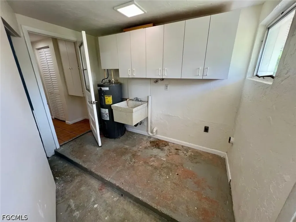 4708 Orange Grove Boulevard North Fort Myers FL 33903