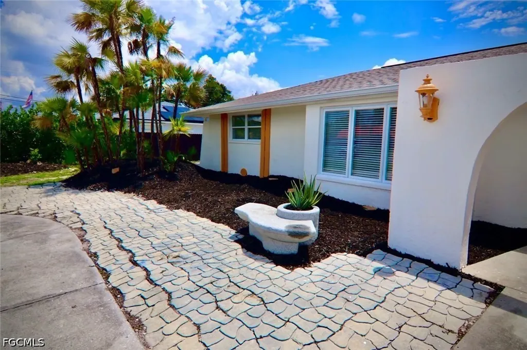 4708 Orange Grove Boulevard North Fort Myers FL 33903