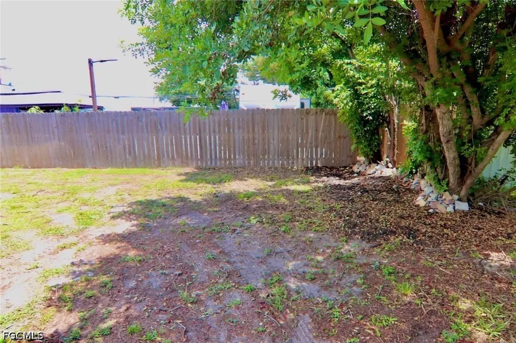4708 Orange Grove Boulevard North Fort Myers FL 33903