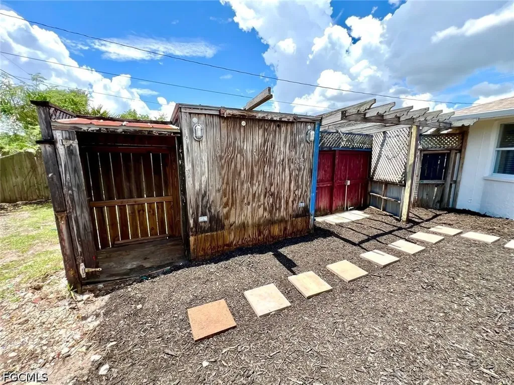 4708 Orange Grove Boulevard North Fort Myers FL 33903
