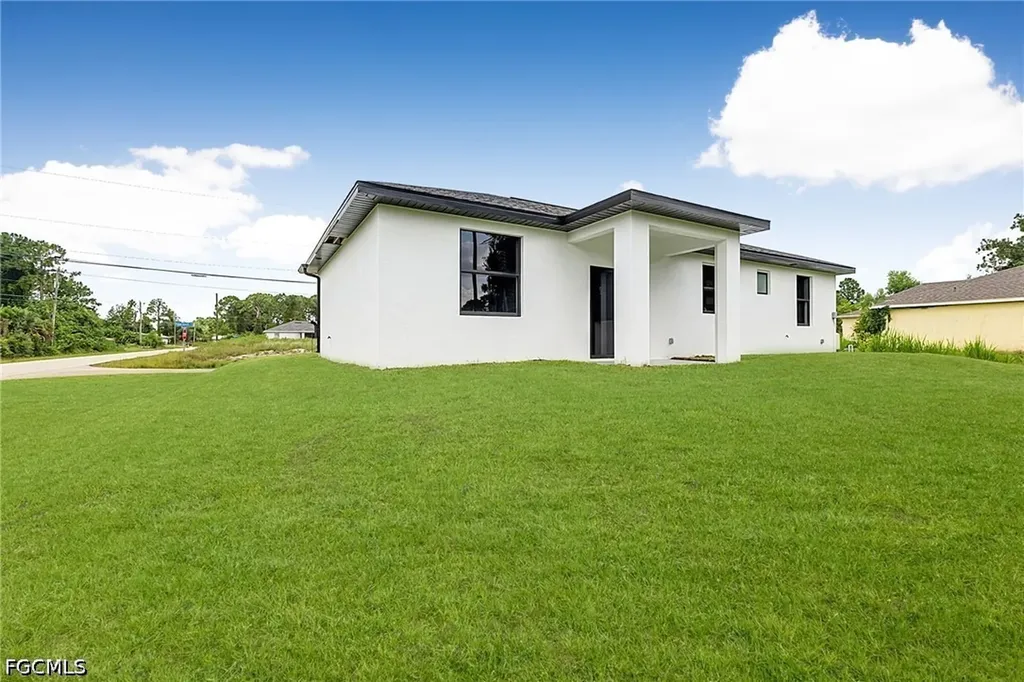 531 Frank Jewett Avenue S Lehigh Acres FL 33974