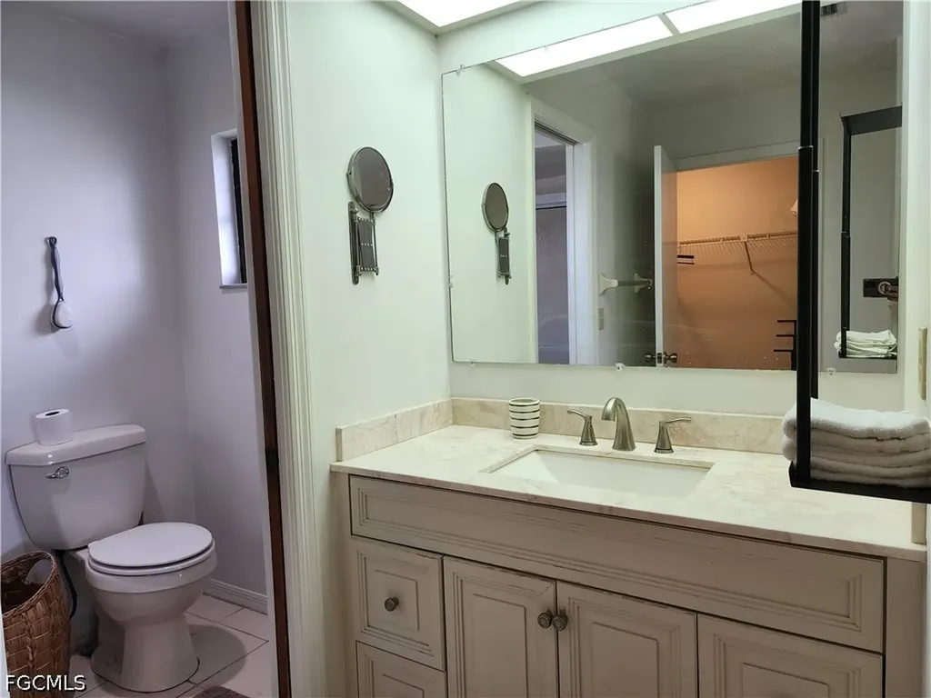 1822 SE 11th Terrace Cape Coral FL 33990