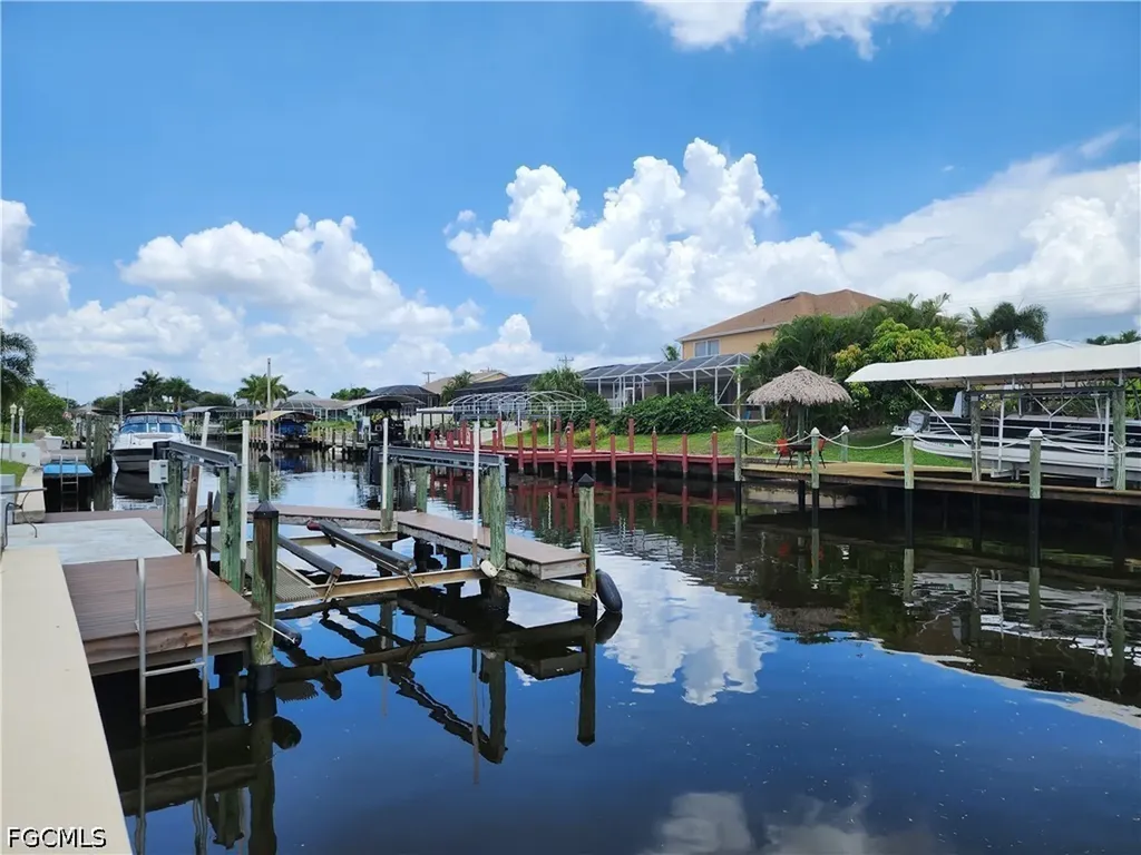 1822 SE 11th Terrace Cape Coral FL 33990